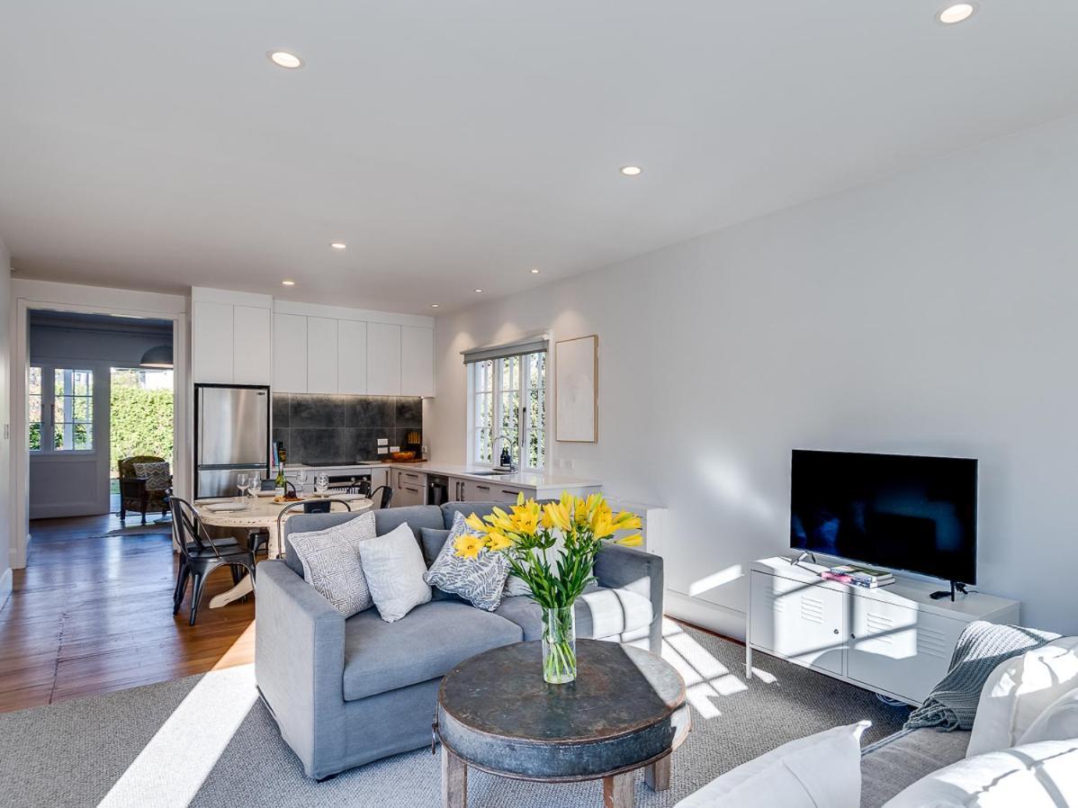 Gem On Gillean - Havelock North Holiday Home Экстерьер фото